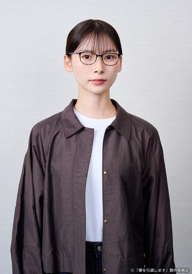 鮎川穂奈未役の朝日奈央
