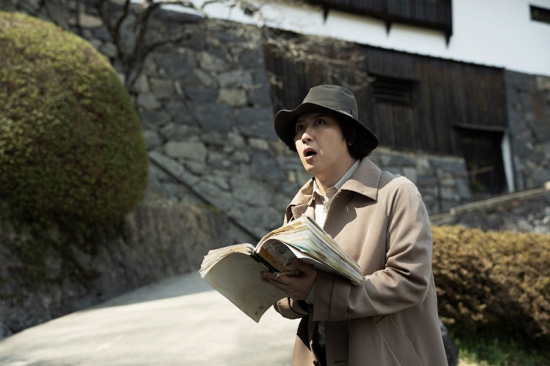 映画『八つ墓村』(2026年・清水崇監督)で金田一耕助を演じる尾上松也